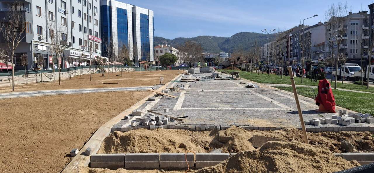 Muğla’da Yıkılan İşhanı Alanı Park Oluyor: Çalışmalarda Sona Gelindi 6